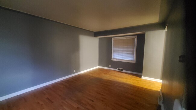 Building Photo - 3606 Dale Ave