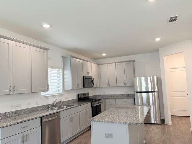 Building Photo - 1020 Laguna Cv Dr