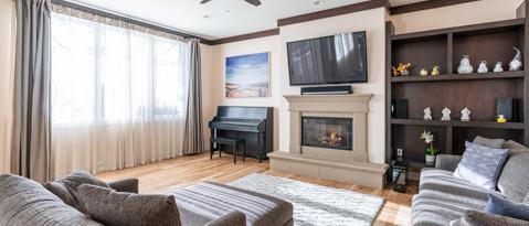 Building Photo - 6241 Crescent Park W