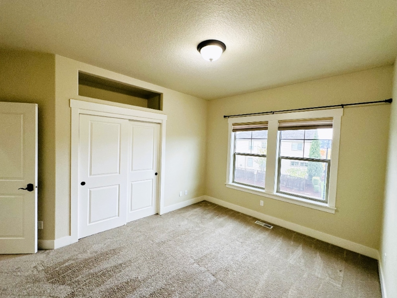 Building Photo - 14660 NW Delia St