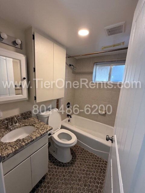 Building Photo - NO DEPOSIT option available for qualified ...