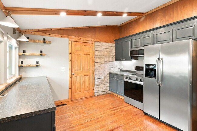 Building Photo - 1746 NW 39th St