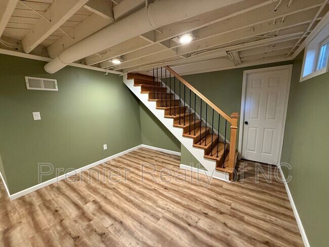 Building Photo - 4125 Arden St