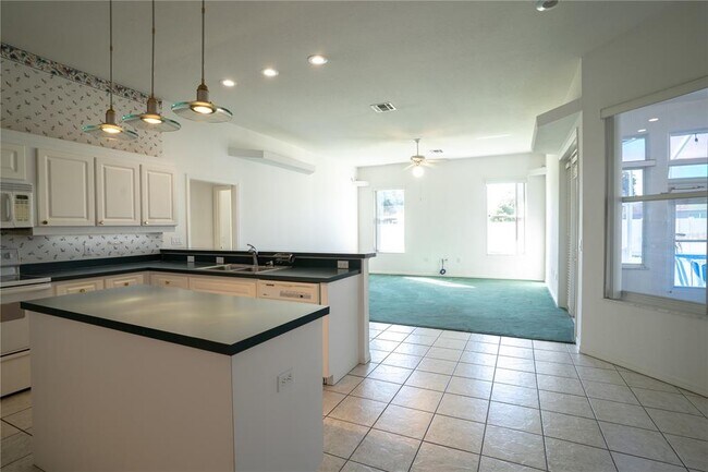 Building Photo - 681 Powder Horn Row