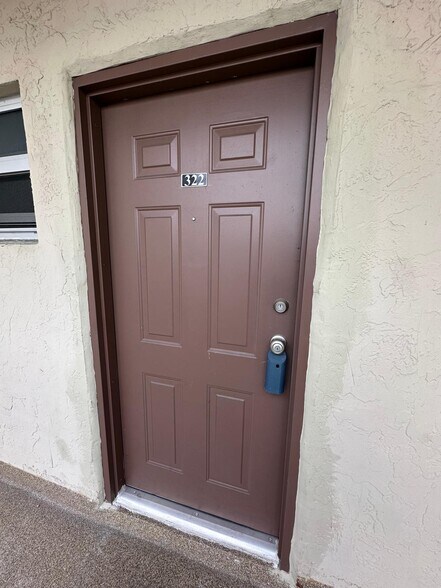 Building Photo - 10900 SW 104th St