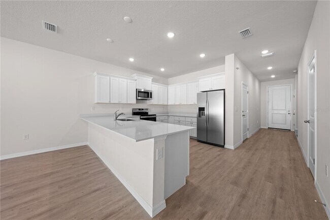 Building Photo - 1782 Tilia St