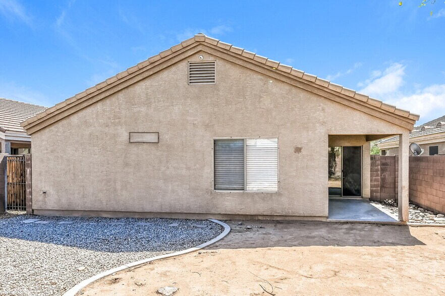 Building Photo - 14900 N 130th Ln