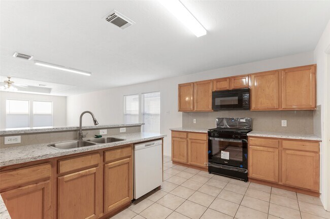 Building Photo - 2923 Katy Briar Ln