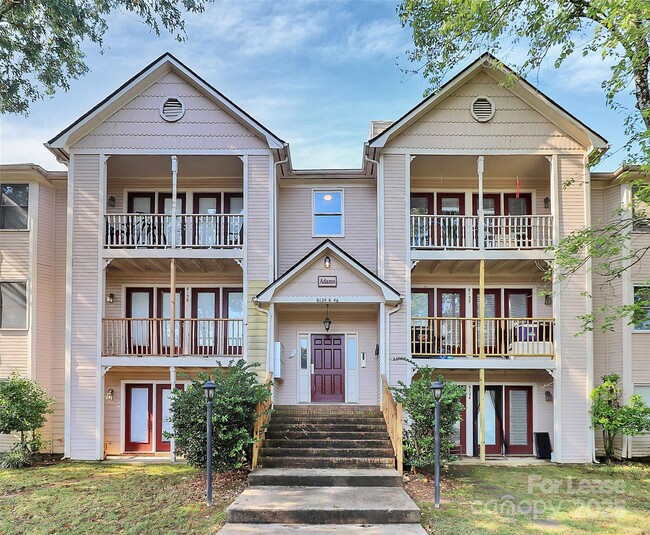 Building Photo - 6146 Meadow Rose Ln