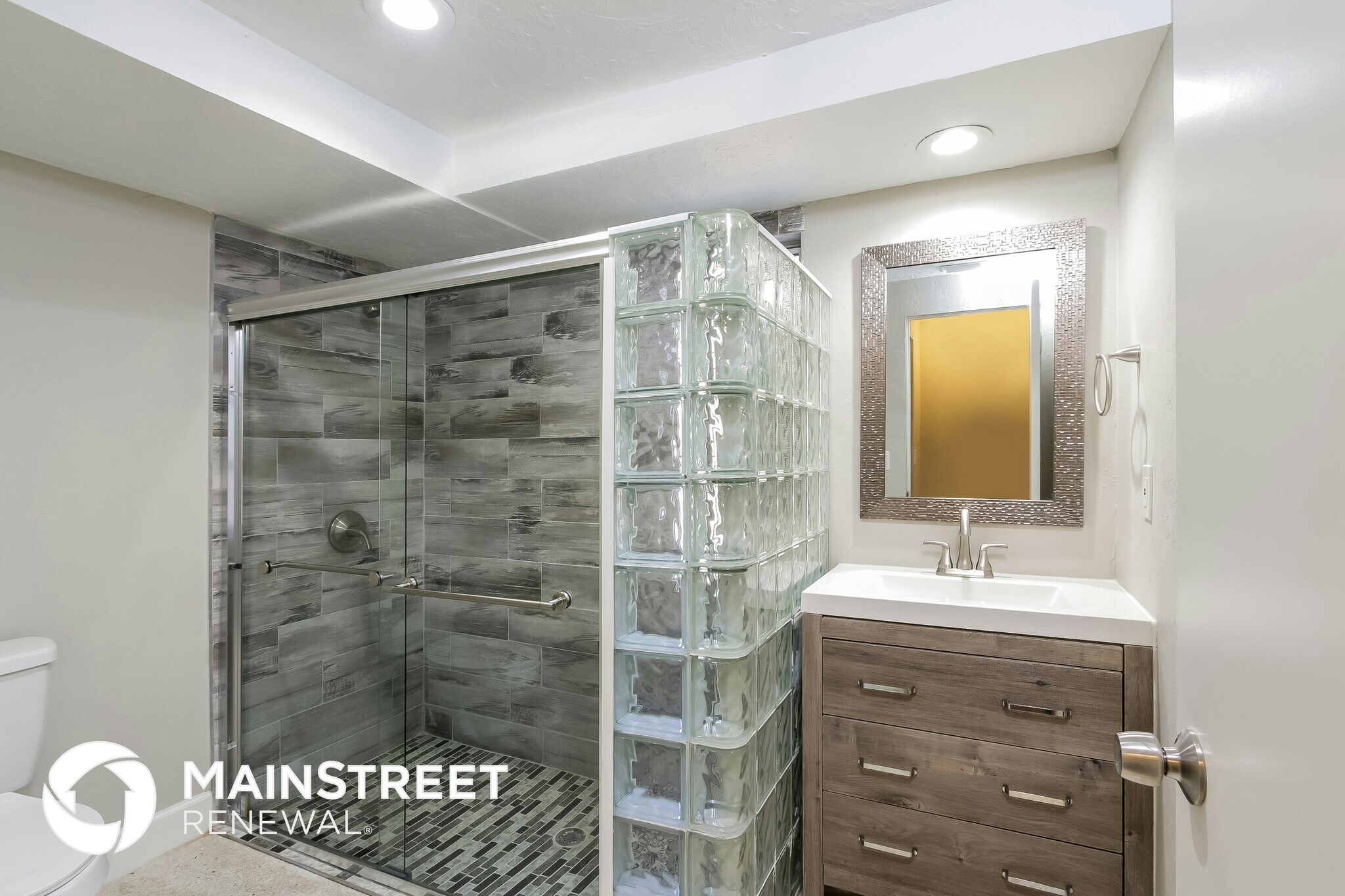 Building Photo - 2175 Gentian Rd