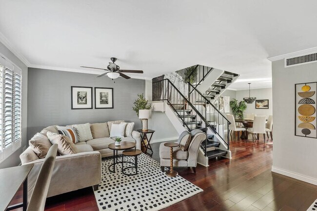 Building Photo - 8242 E Orange Blossom Ln