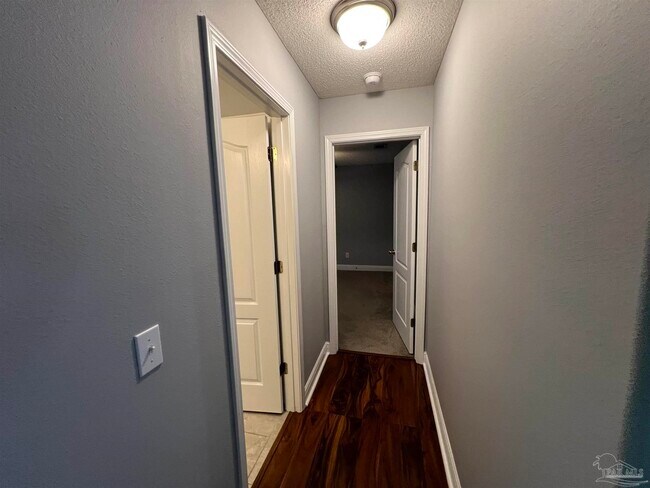 Building Photo - 7951 Amethyst Dr