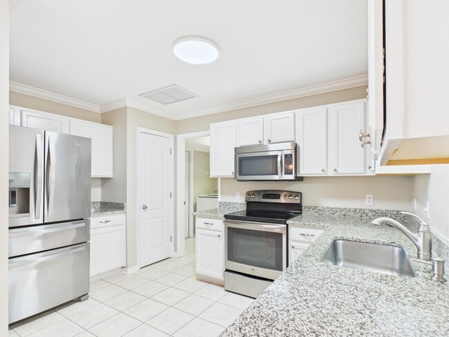 Building Photo - 1912 Spiller Way