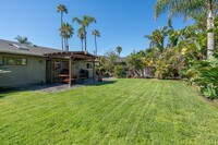 Building Photo - Charming Cardiff-by-the-Sea Cottage - Spac...