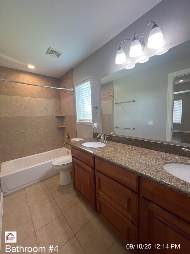 Building Photo - 903 Sugarfield Ct