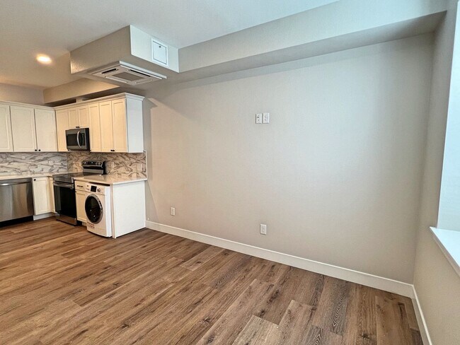 Building Photo - 3327 Tejon St