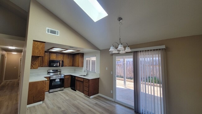 Building Photo - 4028 Sarah Jane Ct
