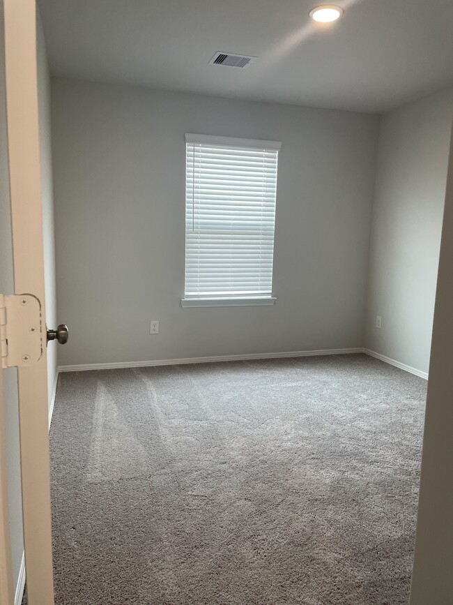 Building Photo - 5810 Fresh View Ct