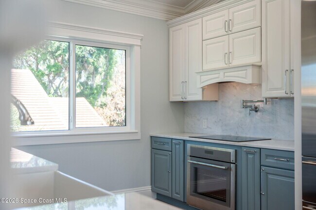 Building Photo - 143 Caledonia Dr