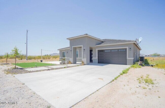 Building Photo - 12312 S 204th Dr