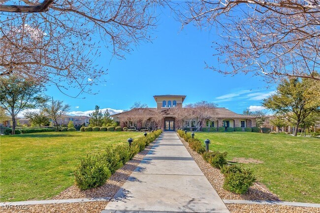 Building Photo - 3108 Zara Ave