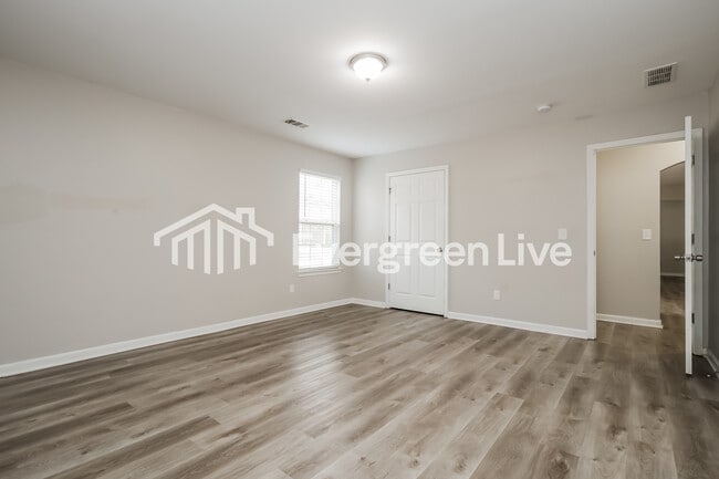 Building Photo - 612 Penstock Path