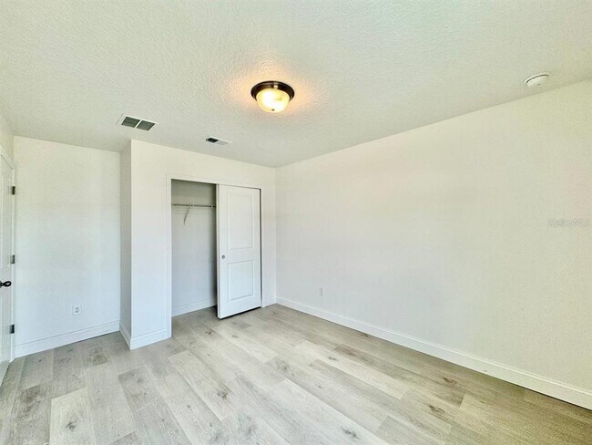 Building Photo - 38851 Opal Willow Ln