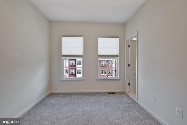 Building Photo - 2732 Wessex Cir