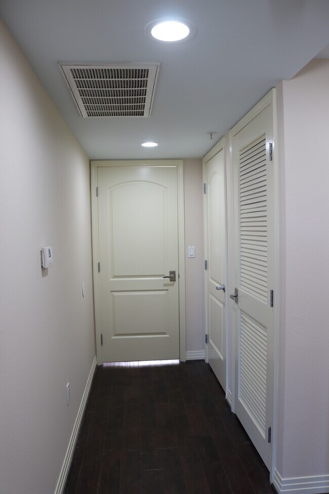 Upstairs Hallway with Laundry & Additional Storage - 4904 Laurel Canyon Blvd