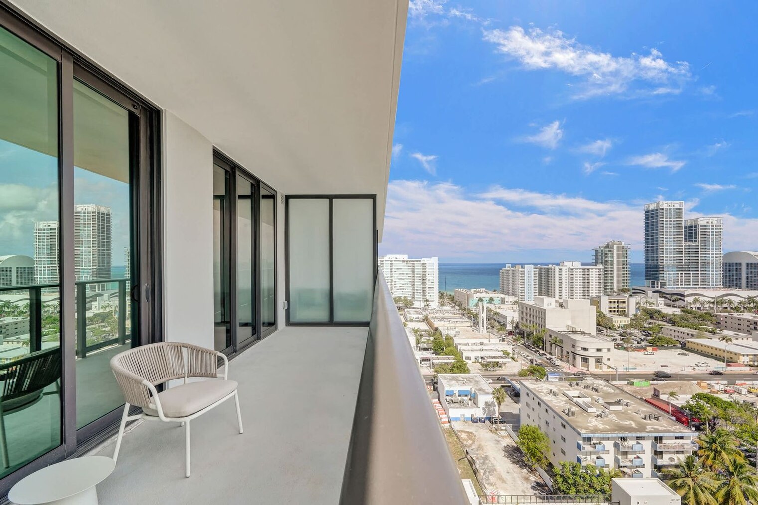 Building Photo - 580 72nd St