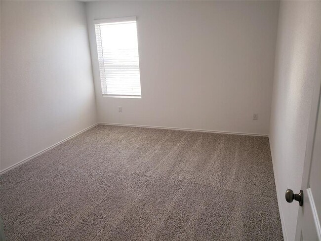 Building Photo - 3313 Dusted Daisey St