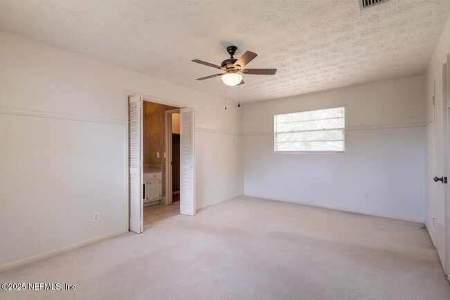 Building Photo - 1620 Bay Cir E