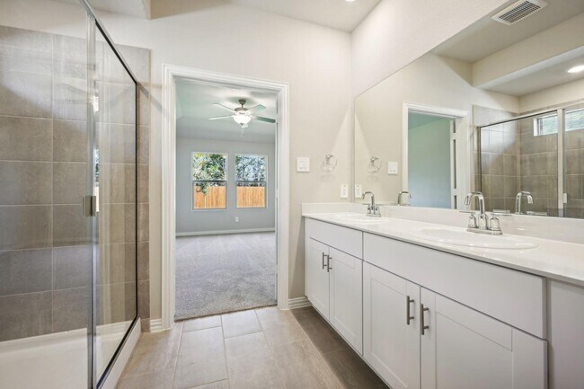 Building Photo - 2209 Dunbar Dr