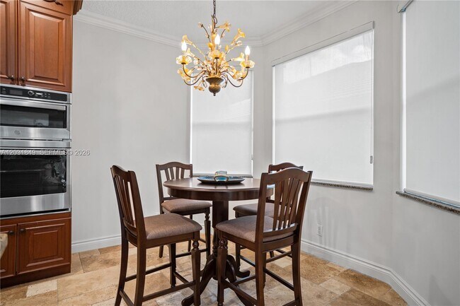 Building Photo - 7759 La Corniche Cir
