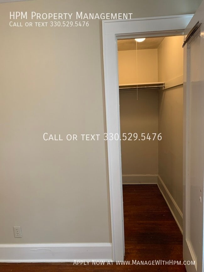 Building Photo - 1205 Ridge Rd NW