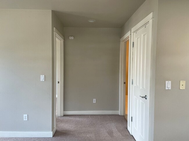 Building Photo - Your Cozy Corner in Fairview Village! ****ONE MONTH FREE IF MOVED IN BY 7/7***
