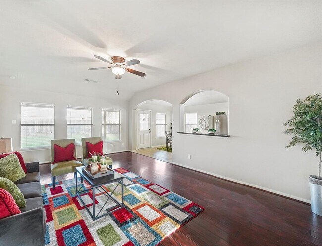 Building Photo - 25110 Hazel Ranch Dr