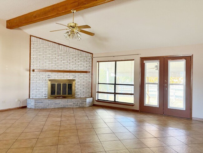 Building Photo - 139 Glenvalley Cir