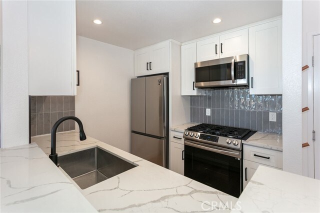 Building Photo - 19350 Sherman Way