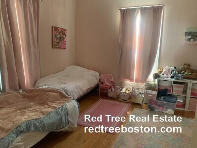 Building Photo - 84 Walker St