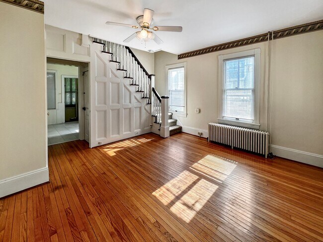 Building Photo - 411-413 Jordan Ave