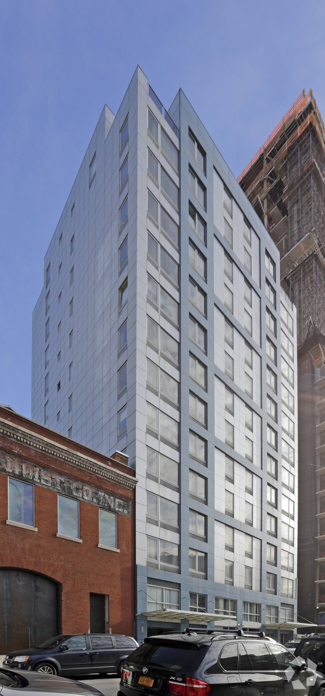 Building Photo - Vantage @ Purves