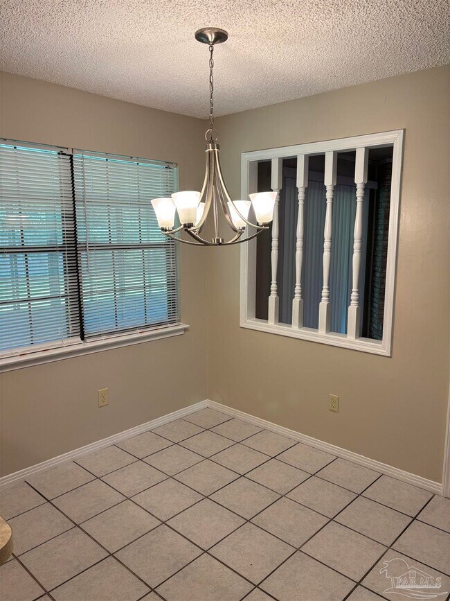Building Photo - 4942 Lanett Dr