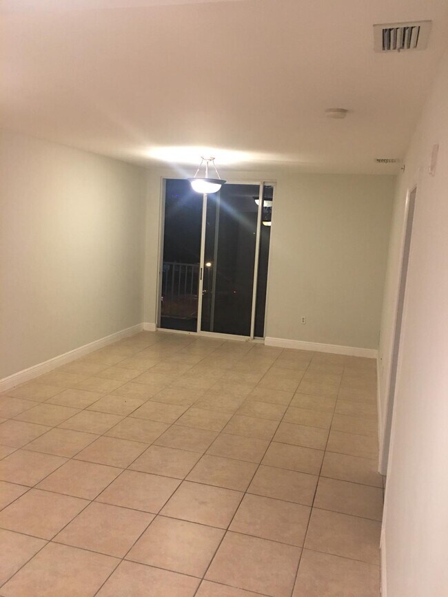 Primary Photo - 2550 SW 27th Ave