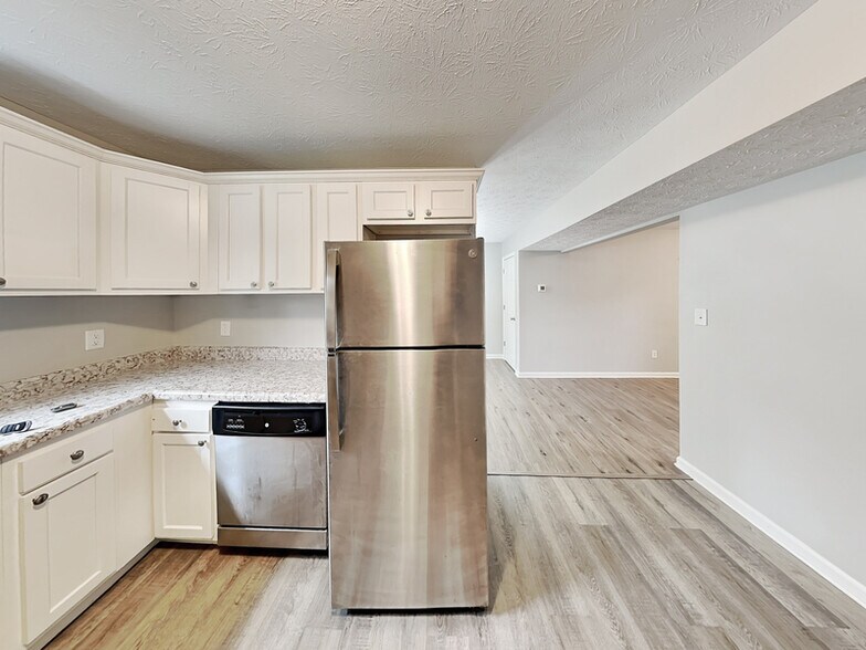 Building Photo - 11106 Waterfield Ln