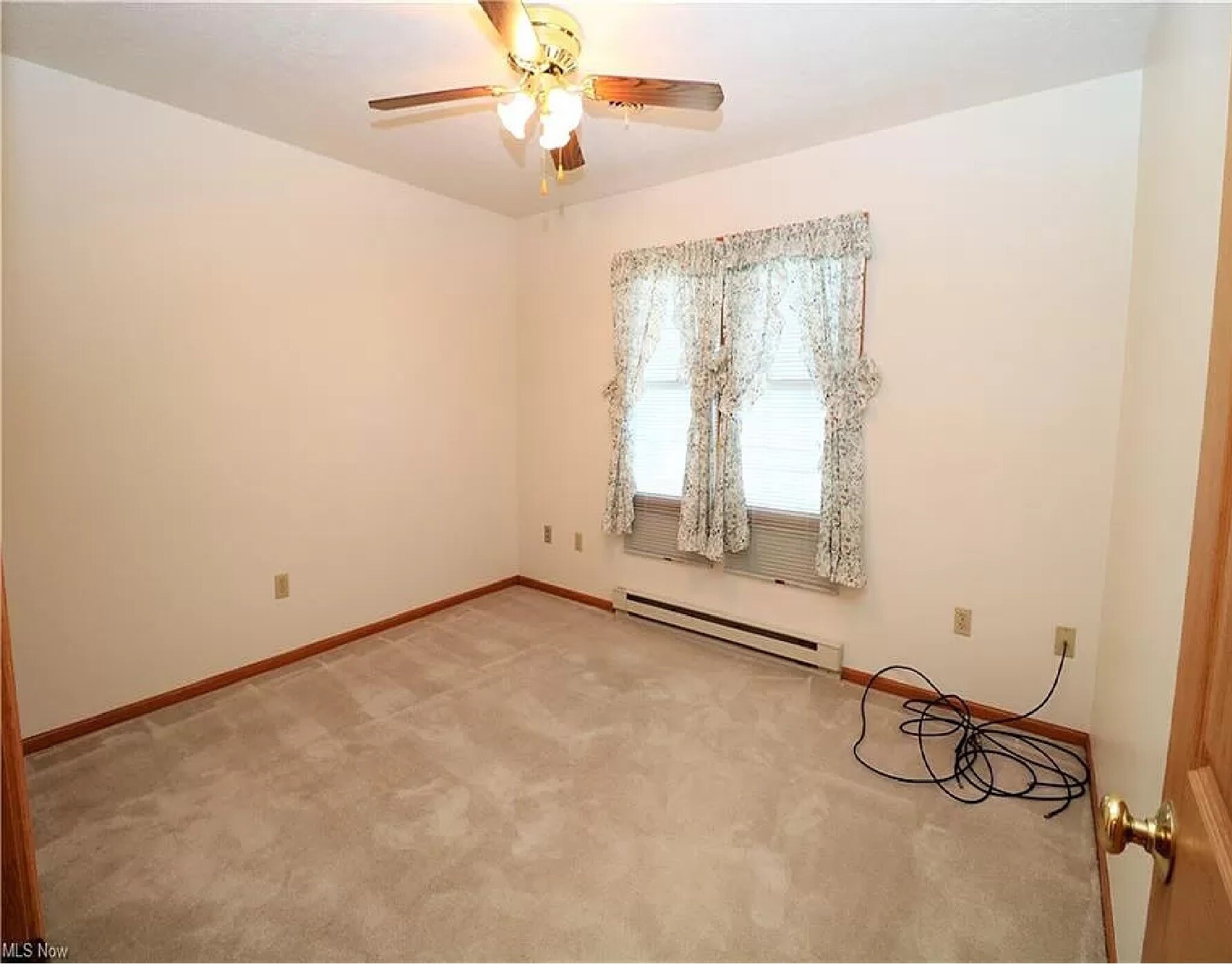 Building Photo - 651 Sturbridge Dr