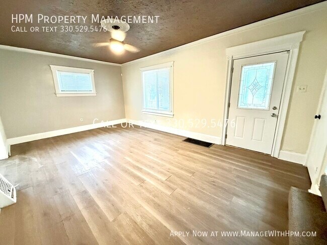 Building Photo - 3908 Fairmount Blvd NE