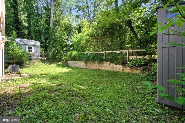Building Photo - 3241 Henson Ave