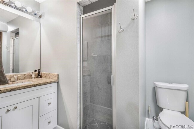 Building Photo - 2142 S Gleneagle Terrace