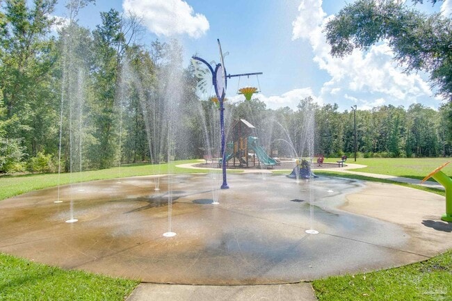 Building Photo - 4383 White Cedar Ct